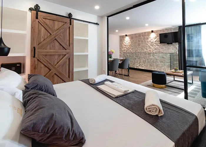 아파트 Botun Luxury 시베니크